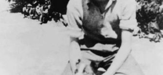 Jimmy_Carter_with_his_dog_Bozo_1937
