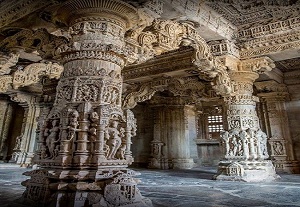 सास-बहू का अद्भुत मंदिर